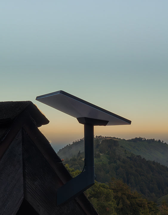 Starlink V4 Instalado sobre el techo de una casa